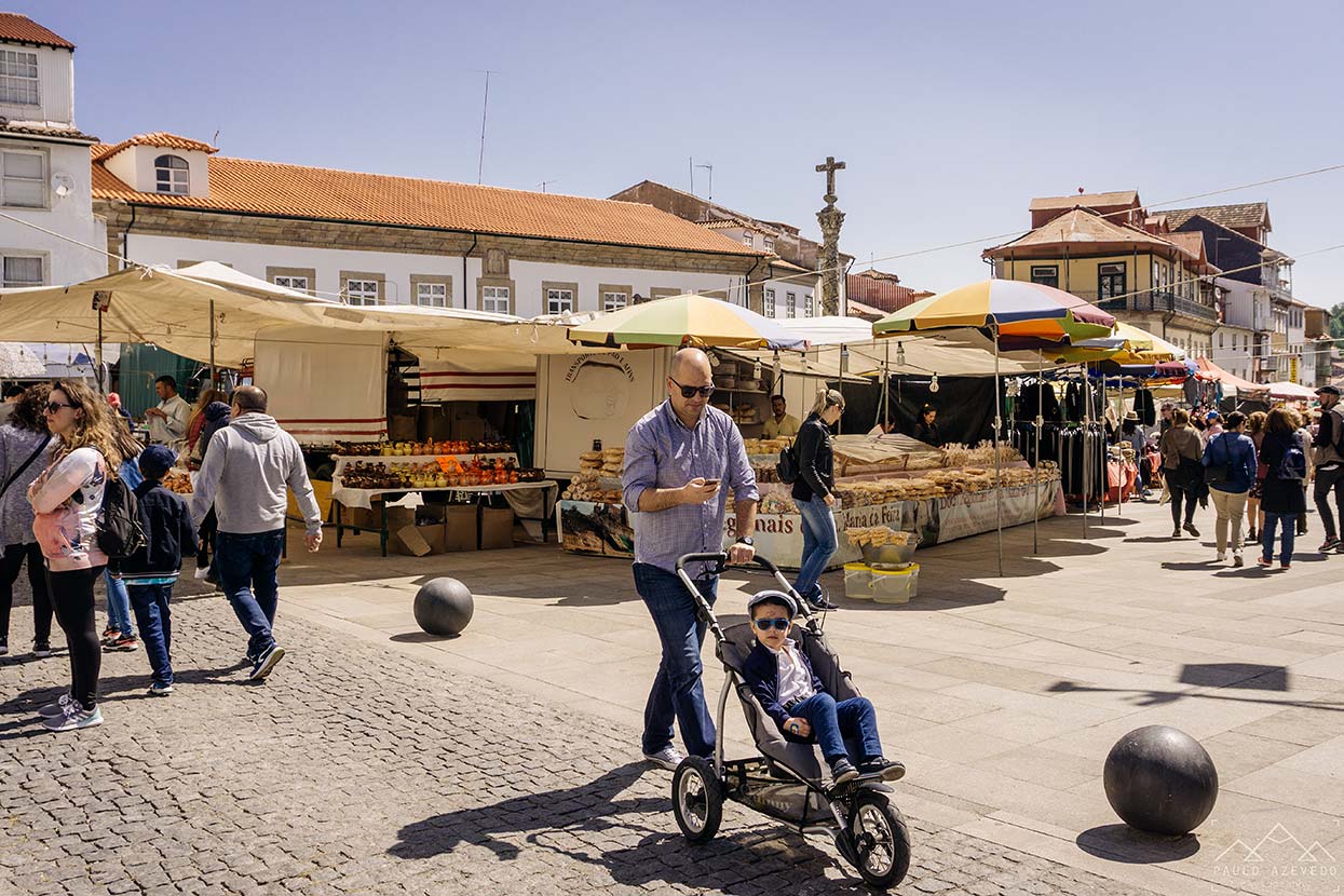 Praça da Sé durante o Mercado das Cantarinhas